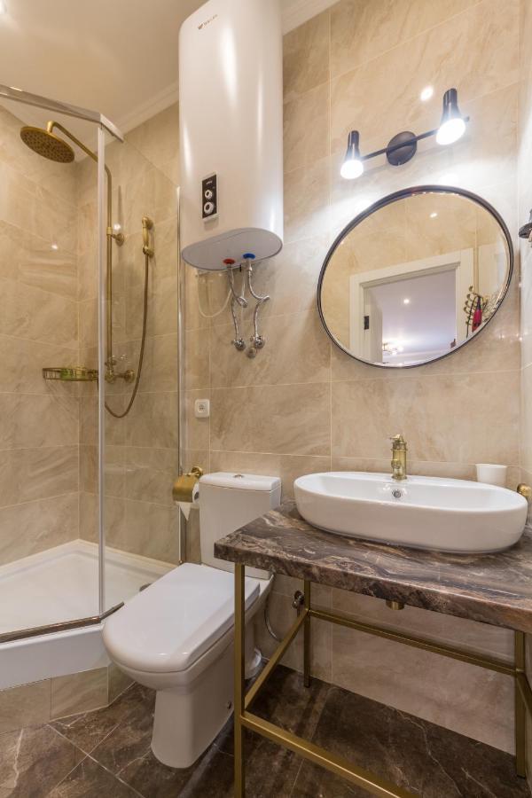 Design Apartment On Mykhailivskyi Ln. 4 Київ Екстер'єр фото